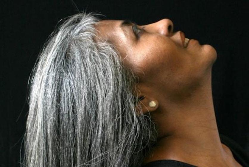 Black, Gray and Proud: Women Embrace Their Silver Hair - UrbanGeekz